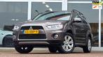 Mitsubishi Outlander 2.0i 16V Edition Two A/T 2e Eigenaar-Ca, Beige, 4 cilinders, Bedrijf, 1600 kg