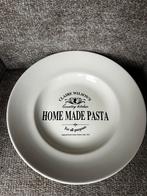 Claire Wilson's servies/ Pasta Borden ø 31 cm - Aardewerk, Huis en Inrichting, Keuken | Servies, Ophalen, Zo goed als nieuw, Bord(en)