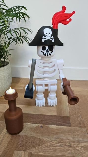 Mega LEGO geïnspireerde Skelet Piraat - 60 cm hoog ! beschikbaar voor biedingen