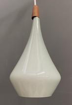 60 jaren teardrop Hang lamp Holmegaard grijs glas teak dopje, Huis en Inrichting, Lampen | Hanglampen, Gebruikt, Vintage, Ophalen of Verzenden