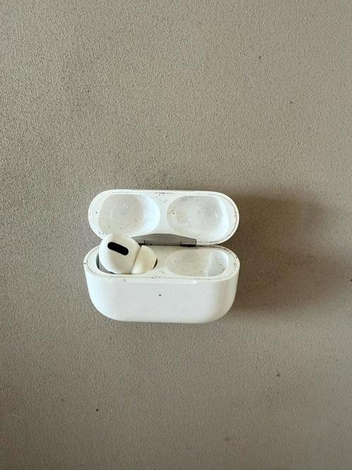 Apple AirPods Pro met draadloze oplaadcase – 1 oortje, Audio, Tv en Foto, Koptelefoons, Gebruikt, Overige merken, Draadloos, Ophalen of Verzenden