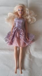 Barbie van Mattel Indonesia 2006, Ophalen of Verzenden, Zo goed als nieuw, Pop