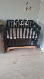 Malmo zwarte box met bekleding, Kinderen en Baby's, Boxen, Ophalen, Gebruikt, Boxkleed