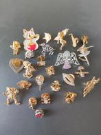 Verzameling 25 pins, goudkleurig/strass, Verzamelen, Speldjes, Pins en Buttons, Ophalen of Verzenden, Zo goed als nieuw