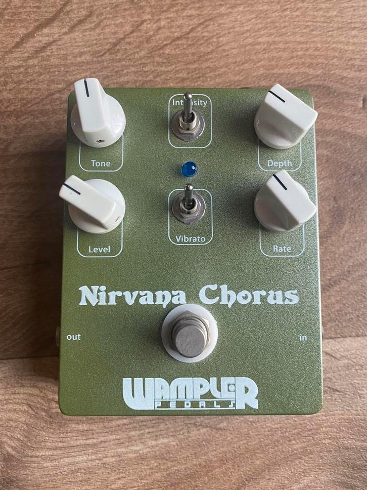 Wampler Nirvana Chorus / Vibrato, Muziek en Instrumenten, Effecten, Zo goed als nieuw, Chorus, Ophalen of Verzenden