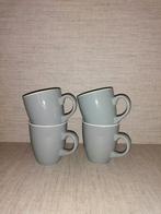 4 kleine mokken Hema lichtgrijs, Huis en Inrichting, Keuken | Servies, Gebruikt, Ophalen of Verzenden, Overige stijlen, Kop(pen) en/of Schotel(s)