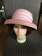 Roze rieten zomerhoedje met sierband 56 cm., Kleding | Dames, Hoeden en Petten, Ophalen of Verzenden, Zo goed als nieuw, One size fits all