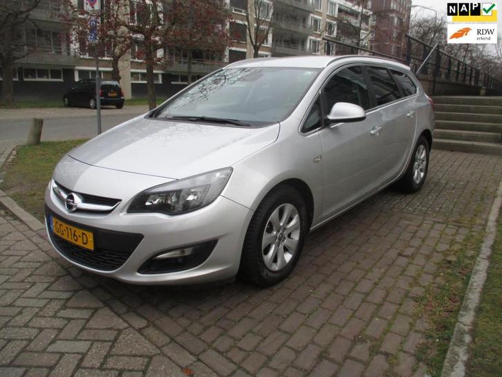 Opel Astra Sports Tourer 1.4 Turbo Blitz, Auto's, Opel, Te koop, Astra, ABS, Airbags, Airconditioning, Boordcomputer, Cruise Control