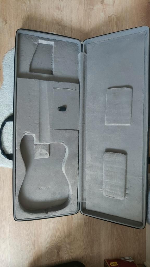 Ibanez hard softshell case, Muziek en Instrumenten, Behuizingen en Koffers, Zo goed als nieuw, Overige instrumenten, Ophalen of Verzenden