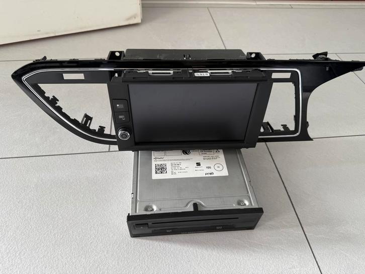 Origineel Seat Leon 5F 8” Touchscreen +MIB2 Navigatie set, Auto diversen, Autoradio's, Zo goed als nieuw, Ophalen of Verzenden