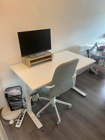 IKEA Trotten zit-sta bureau 120x70 wit