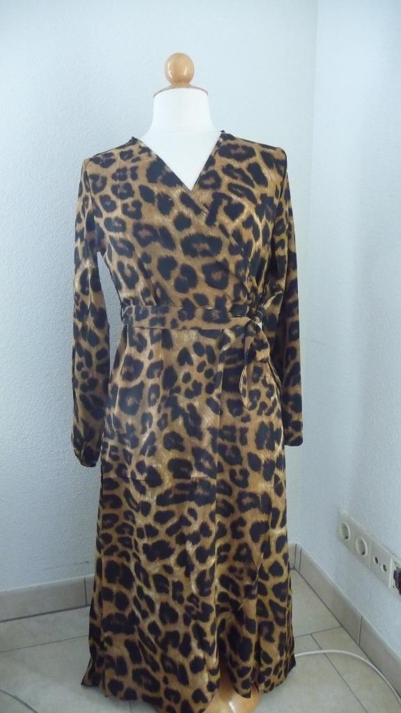 Leopard Maxi dress Maat S, Kleding | Dames, Jurken, Nieuw, Maat 38/40 (M), Bruin, Onder de knie, Ophalen of Verzenden
