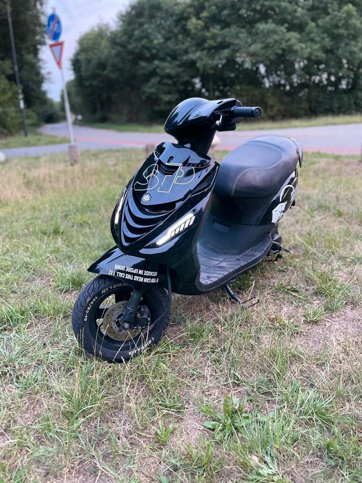 Ruilen tegen zip hexa 125/172, Fietsen en Brommers, Scooters | Piaggio, Zo goed als nieuw, Zip, Maximaal 45 km/u, Tweetakt, Ophalen