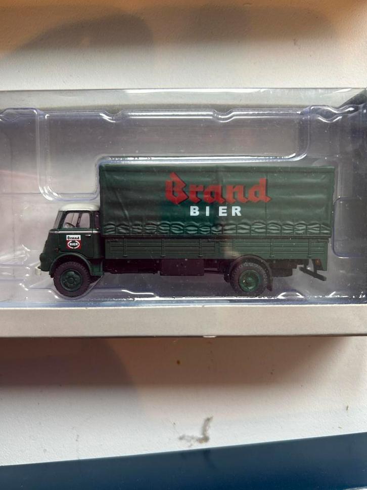 Exclusieve verzameling model autos 1:87, Hobby en Vrije tijd, Modelauto's | 1:87, Zo goed als nieuw, Wiking, Ophalen of Verzenden