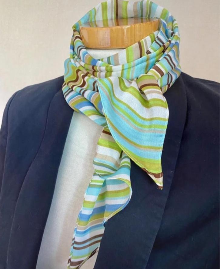 Vintage zijden sjaal, Kleding | Dames, Mutsen, Sjaals en Handschoenen, Zo goed als nieuw, Sjaal, Ophalen of Verzenden
