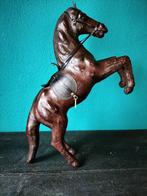 Paard van leder, Steigerend 38 cm, Ophalen of Verzenden