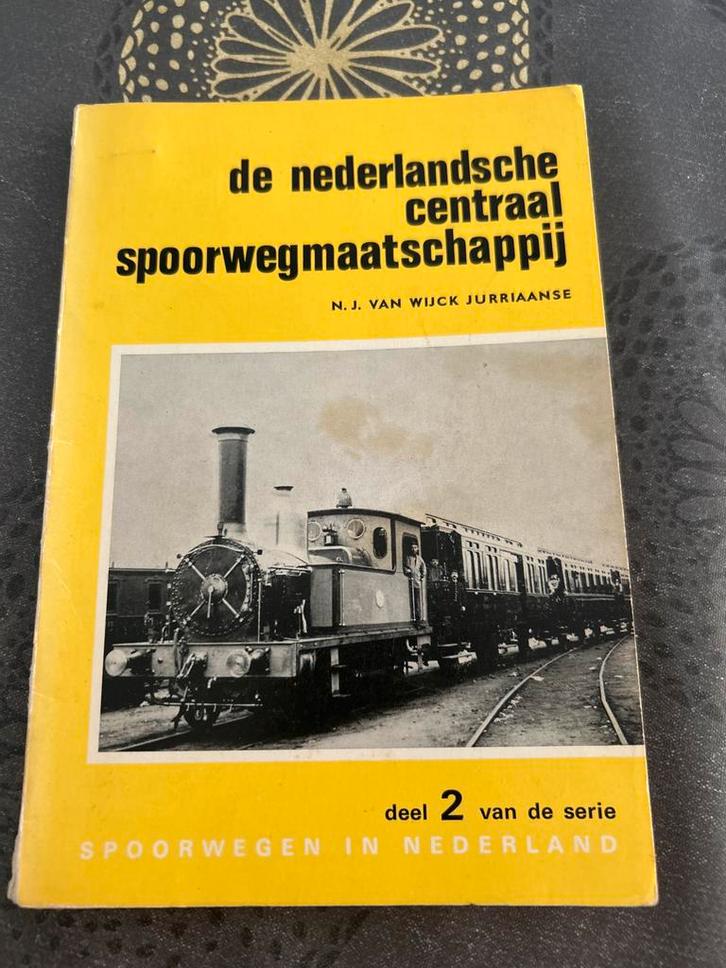 Nederlandsche Centraal Spoorwegmaatschappij - Deel 2, Boeken, Vervoer en Transport, Gelezen, Trein, Verzenden
