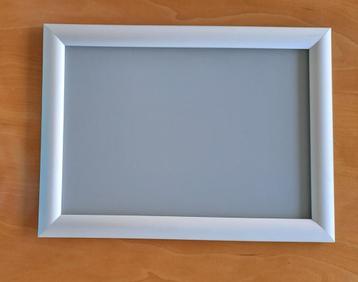 Fotolijst A4 nieuw beschikbaar voor biedingen