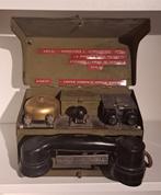 Oude militaire veld telefoon, Verzamelen, Ophalen of Verzenden, Overige soorten, Overige gebieden, Overige typen