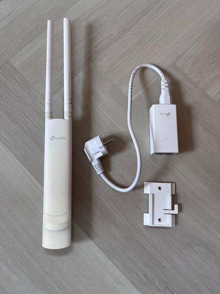 TP-Link Omada EAP225-Outdoor Access Point, Computers en Software, Accesspoints, Gebruikt, Ophalen of Verzenden