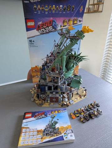 LEGO Welkom in Apocalypsstad (Apocalypseburg) - 70840 beschikbaar voor biedingen