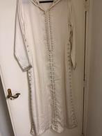 Witte Djellaba met Sierlijke Details, Maat 38/40 (M), Wit, Ophalen of Verzenden, Zo goed als nieuw
