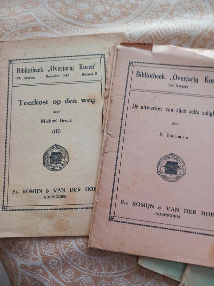 Oude religieuze boekjes - Bibliotheek Overjarig Koren, Boeken, Godsdienst en Theologie, Gelezen, Christendom | Katholiek, Christendom | Protestants