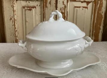 Brocante witte sauciere - justerrine - juskom beschikbaar voor biedingen