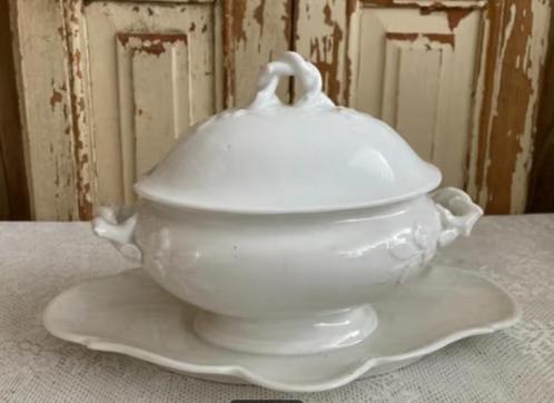 Brocante witte sauciere - justerrine - juskom, Antiek en Kunst, Antiek | Servies los, Ophalen of Verzenden
