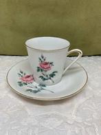 Kop en schotel met roosjes, Winterling (140921), Huis en Inrichting, Keuken | Servies, Ophalen of Verzenden, Zo goed als nieuw