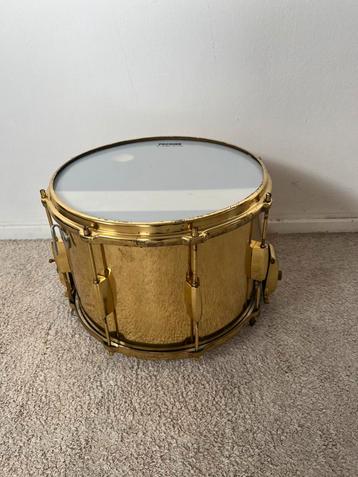 Royal parade snare 14x10 brass beschikbaar voor biedingen
