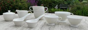 Villeroy & Boch Witte Kop en Schotels + 2 Wave Dipschaaltjes beschikbaar voor biedingen