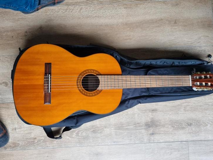 Martinez Minyard MW 30S, Muziek en Instrumenten, Snaarinstrumenten | Gitaren | Akoestisch, Zo goed als nieuw, Klassieke of Spaanse gitaar