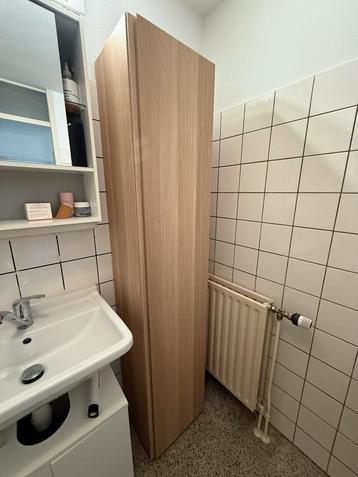 IKEA Badkamerkast - Praktisch & Stijlvol! beschikbaar voor biedingen