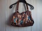 Bruine grote handtas met gekleurde satijnen stof., Sieraden, Tassen en Uiterlijk, Tassen | Damestassen, Ophalen of Verzenden, Zo goed als nieuw