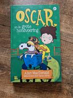 Boek alan macdonald oscar grote hondvoering en de illustrati, Ophalen of Verzenden, Zo goed als nieuw