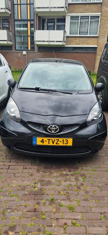 Toyota Aygo 1.0 12V Vvt-i 5DRS 2006 Zwart beschikbaar voor biedingen