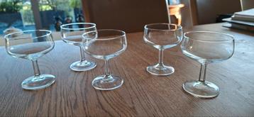 Likeur glaasjes  beschikbaar voor biedingen