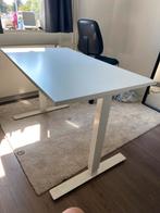 Sta/zit bureau IKEA, Huis en Inrichting, Bureaus, Ophalen of Verzenden, Zo goed als nieuw