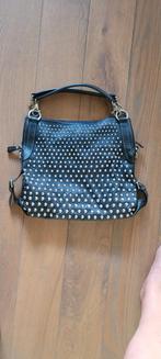 Zwart leren schouder hand tas met studs, Sieraden, Tassen en Uiterlijk, Tassen | Damestassen, Ophalen of Verzenden, Zo goed als nieuw