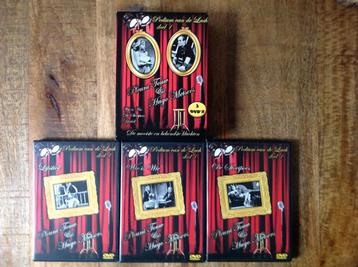 Podium van de Lach Deel 1 ( Box met 3 dvd,s ) in Nieuwstaat  beschikbaar voor biedingen