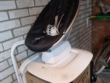 4 Moms Mamaroo 5 beschikbaar voor biedingen