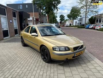 Volvo S60 2.4 Edition NIEUWE APK/MEENEEMPRIJS. beschikbaar voor biedingen