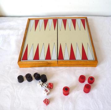 backgammon, magnetisch reisspel beschikbaar voor biedingen