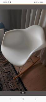 Witte Schommelstoel met Houten Onderstel, Huis en Inrichting, Wit, Zo goed als nieuw, Ophalen, Hout