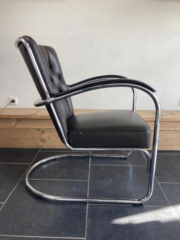 Gispen 412 GE fauteuil, donkerbruin leder beschikbaar voor biedingen