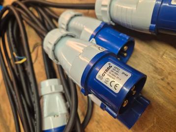 CEE stekkers met 1.5 meter kabel beschikbaar voor biedingen