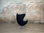 Bij TheReSales: Fritz Hansen Egg Chair, 75 tot 100 cm, Ophalen of Verzenden, Zo goed als nieuw, Metaal