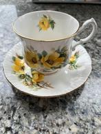 porcelain cup, flowers, teacup, vintage, Royal Standard Bone, Ophalen of Verzenden