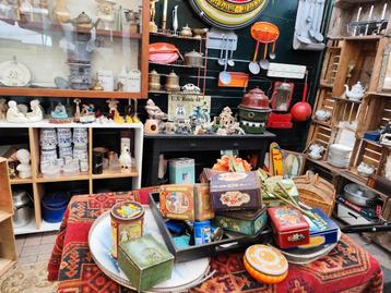 Heel veel nostalgiesche spullen te koop  beschikbaar voor biedingen